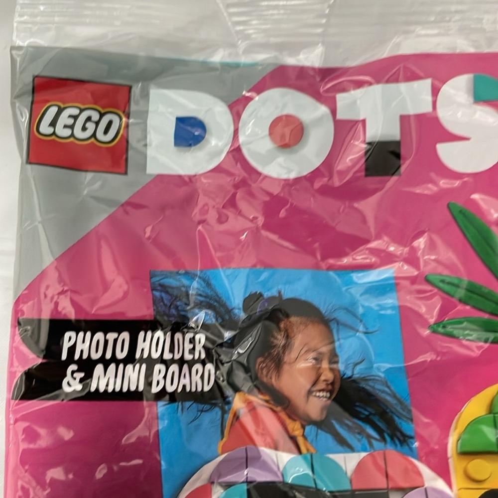 Lego Dots pineapple photo holder & mini board Ages 6+ NEW - Picture 4 of 4